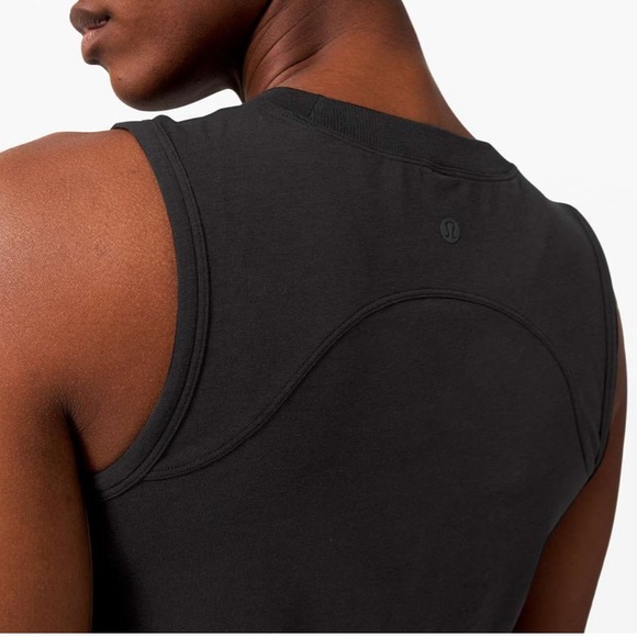 Lululemon | Cinch me up front tank - Picture 3 of 9